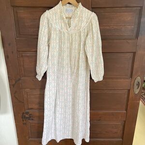 Vintage Pajama Dress Fleece Warm Cozy Long Sleeve Lace Accents Size Medium